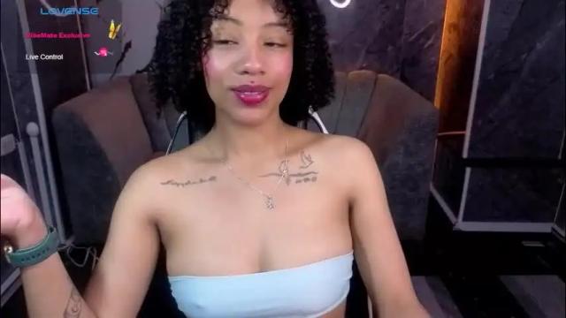 Image 11 of violeth_b Stream on Chaturbate on 6 hours ago