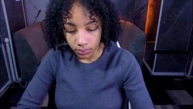 Image 2 of violeth_b Stream on Chaturbate on 6 hours ago