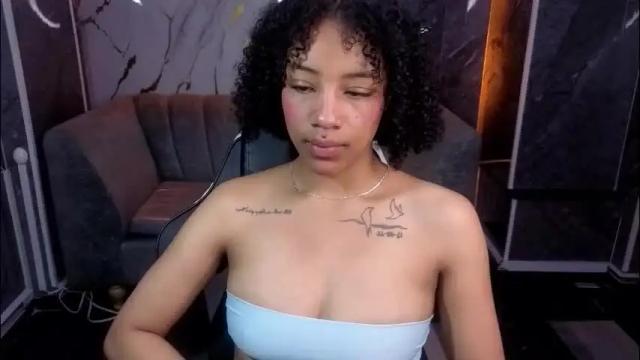 Image 4 of violeth_b Stream on Chaturbate on 6 hours ago
