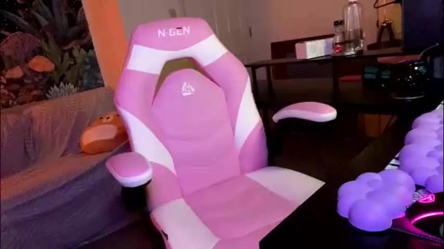 Image 6 of violetmist666 Stream on Chaturbate on 23 days ago