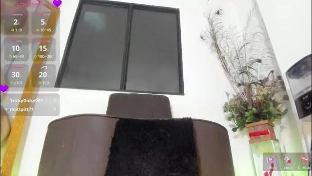 Image 8 of violetmontana Stream on Chaturbate on 1 month ago