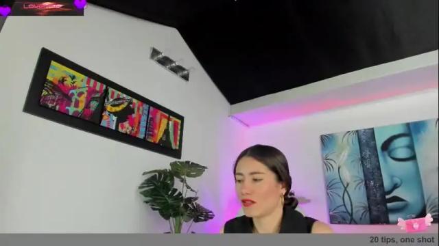 Image 10 of violetparkker Stream on Chaturbate on 23 days ago