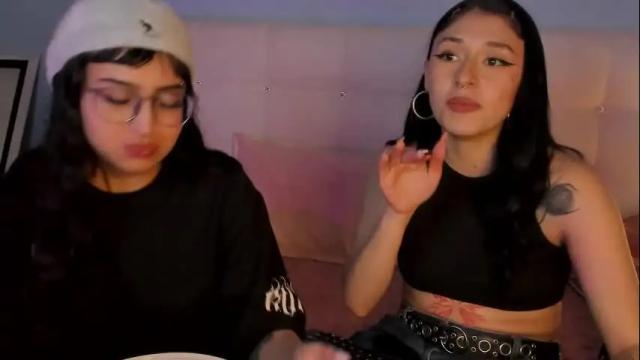 Image 3 of violett__moon Stream on Chaturbate on 9 months ago