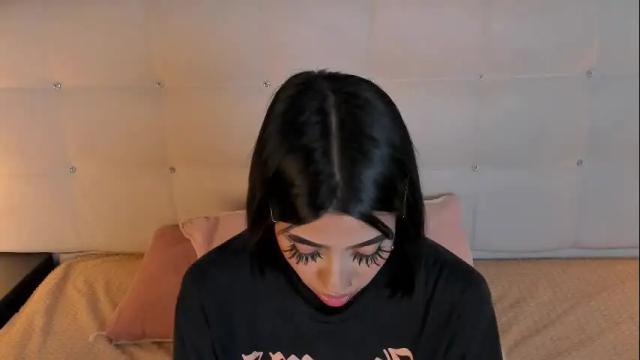 Image 8 of violett__moon Stream on Chaturbate on 1 month ago