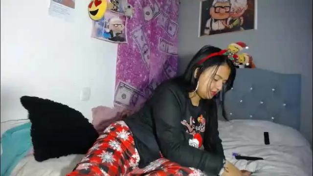 Image 3 of violett_ass Stream on Chaturbate on 22 days ago