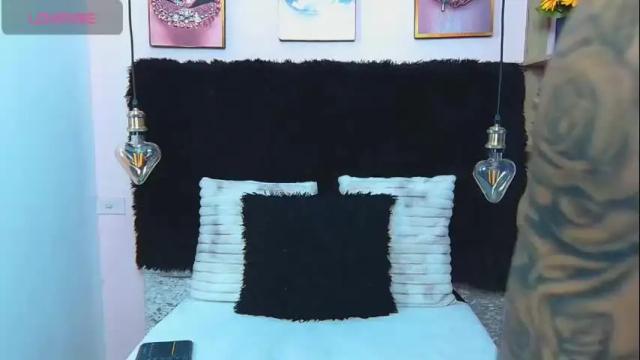Image 10 of violett_froz Stream on Chaturbate on 1 month ago