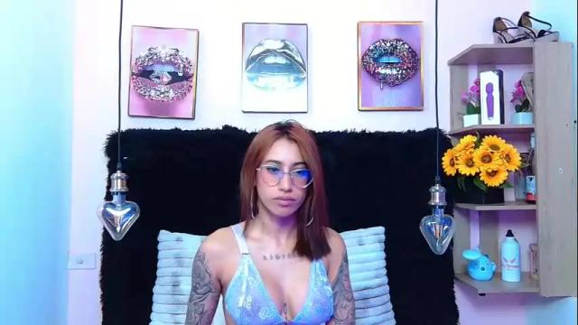 Image 3 of violett_froz Stream on Chaturbate on 25 days ago