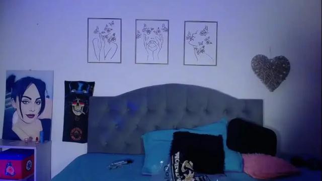 Image 3 of violett_hottie Stream on Chaturbate on 1 month ago