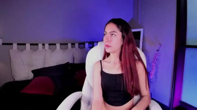 Image 3 of violett_jhonson22 Stream on Chaturbate on 17 months ago