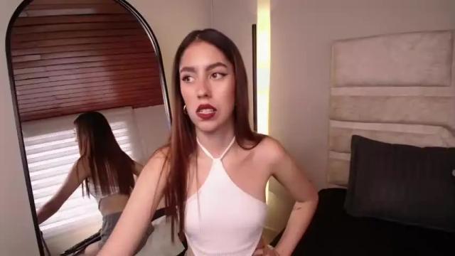 Image 10 of violett_jhonson22 Stream on Chaturbate on 14 months ago