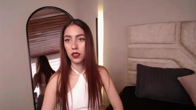 Image 7 of violett_jhonson22 Stream on Chaturbate on 14 months ago