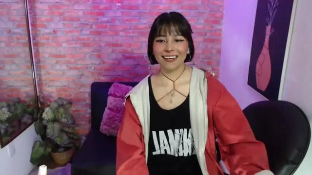 Image 3 of violett_muller Stream on Chaturbate on 21 months ago