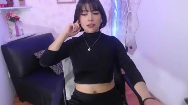 Image 2 of violett_muller Stream on Chaturbate on 20 months ago