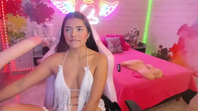 Image 12 of violett_phoenix Stream on Chaturbate on 17 months ago