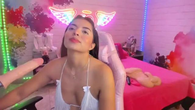 Image 6 of violett_phoenix Stream on Chaturbate on 17 months ago