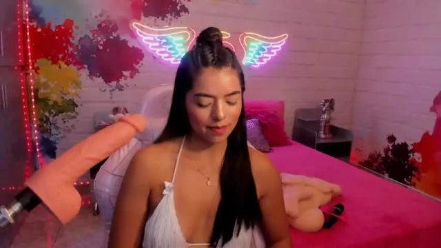Image 12 of violett_phoenix Stream on Chaturbate on 15 months ago
