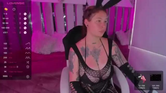 Image 10 of violetta_baker_ Stream on Chaturbate on 19 months ago