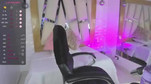 Image 10 of violetta_baker_ Stream on Chaturbate on 19 months ago