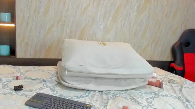 Image 6 of violetta_becker Stream on Chaturbate on 1 month ago