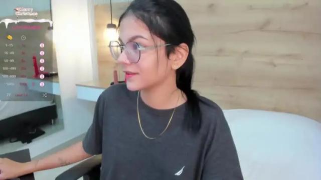 Image 4 of violetta_cast Stream on Chaturbate on 18 months ago