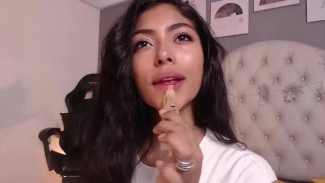 Thumbnail 1, violetta_diamond's Stream at Chaturbate, 21 months ago