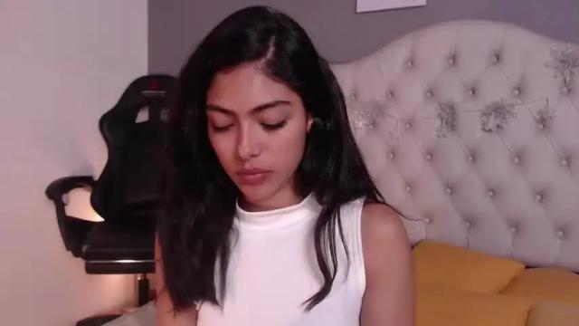 Image 12 of violetta_diamond Stream on Chaturbate on 21 months ago