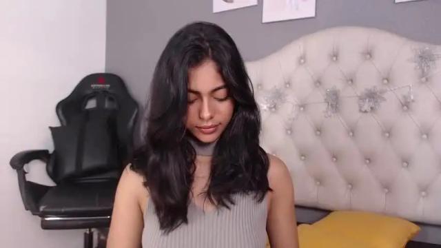Image 7 of violetta_diamond Stream on Chaturbate on 21 months ago