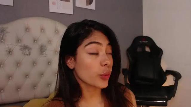 Image 12 of violetta_diamond Stream on Chaturbate on 21 months ago