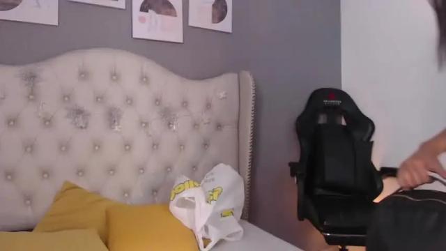 Image 10 of violetta_diamond Stream on Chaturbate on 21 months ago