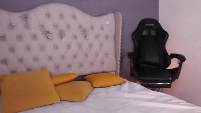 Thumbnail 3, violetta_diamond's Stream at Chaturbate, 21 months ago