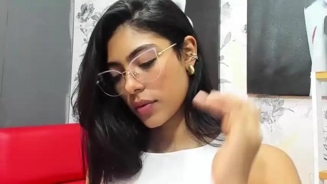 Image 11 of violetta_diamond Stream on Chaturbate on 20 months ago
