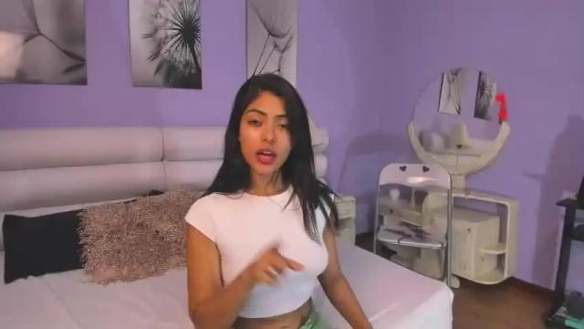 Image 2 of violetta_diamond Stream on Chaturbate on 20 months ago