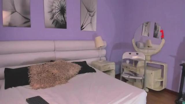 Image 6 of violetta_diamond Stream on Chaturbate on 20 months ago