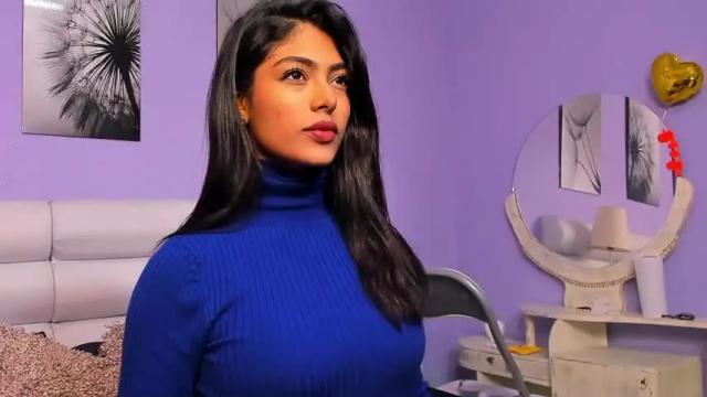 Image 4 of violetta_diamond Stream on Chaturbate on 19 months ago