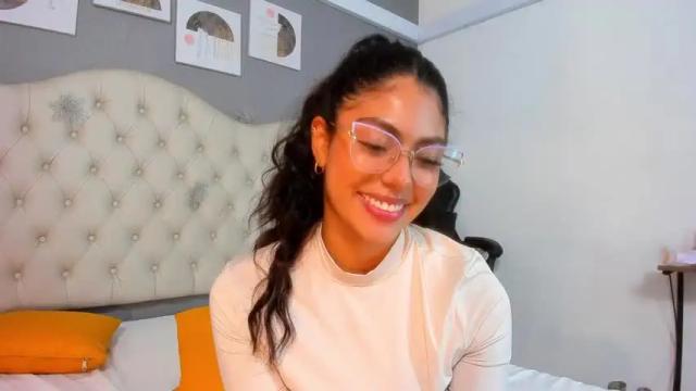 Thumbnail 1, violetta_diamond's Stream at Chaturbate, 19 months ago