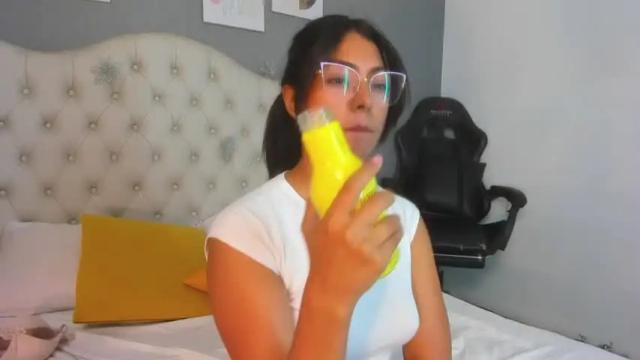 Image 12 of violetta_diamond Stream on Chaturbate on 19 months ago