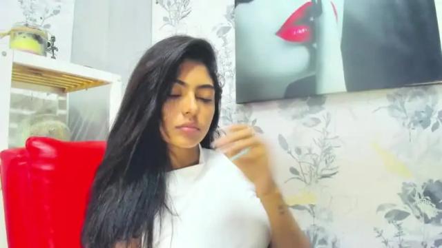 Image 10 of violetta_diamond Stream on Chaturbate on 19 months ago