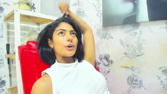 Image 7 of violetta_diamond Stream on Chaturbate on 19 months ago