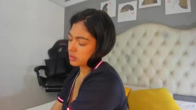 Image 8 of violetta_diamond Stream on Chaturbate on 19 months ago