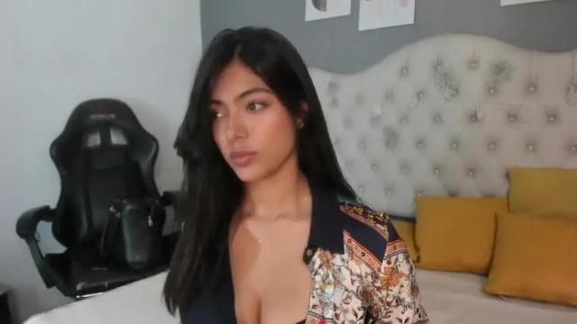 Image 11 of violetta_diamond Stream on Chaturbate on 18 months ago