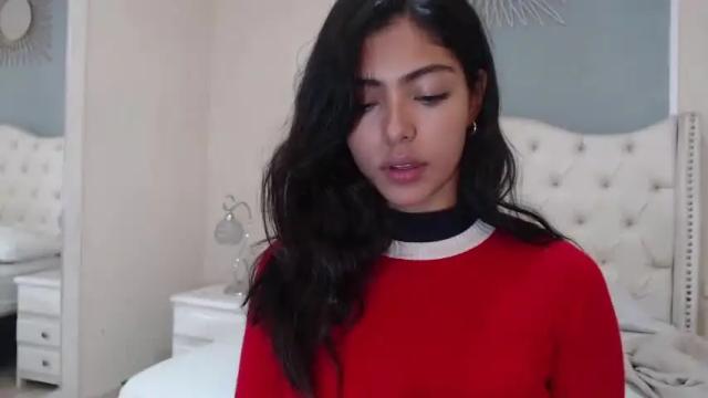 Image 3 of violetta_diamond Stream on Chaturbate on 18 months ago