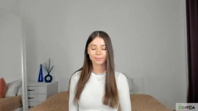 Thumbnail 3, violetta_finch's Stream at Chaturbate, 12 months ago