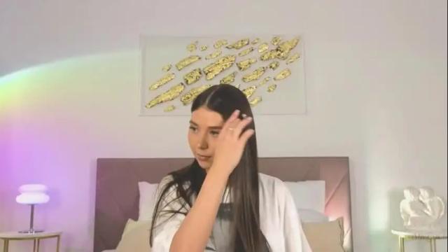 Image 2 of violetta_finch Stream on Chaturbate on 1 month ago