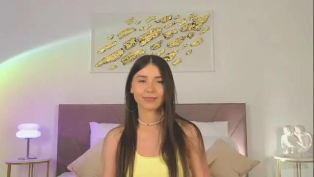 Image 6 of violetta_finch Stream on Chaturbate on 1 month ago