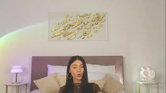 Image 6 of violetta_finch Stream on Chaturbate on 1 month ago