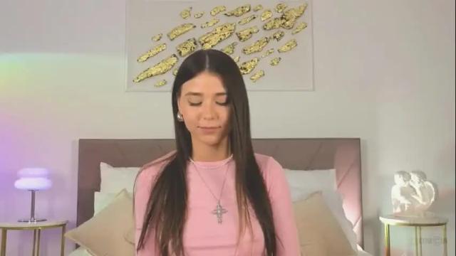 Image 10 of violetta_finch Stream on Chaturbate on 27 days ago