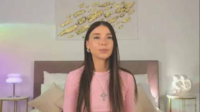 Image 12 of violetta_finch Stream on Chaturbate on 27 days ago