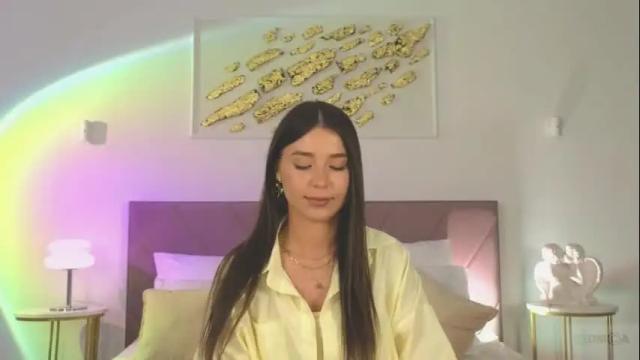 Thumbnail 1, violetta_finch's Stream at Chaturbate, 1 month ago