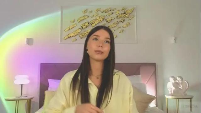 Image 10 of violetta_finch Stream on Chaturbate on 1 month ago