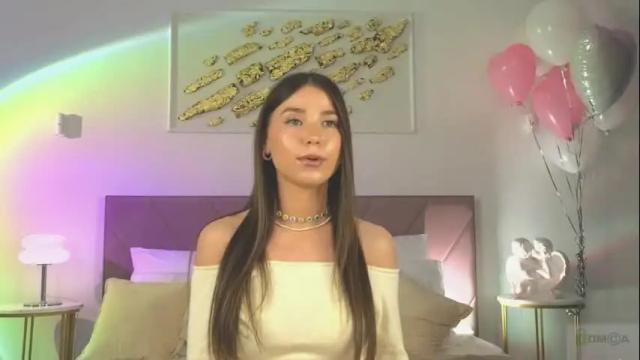Image 4 of violetta_finch Stream on Chaturbate on 1 month ago